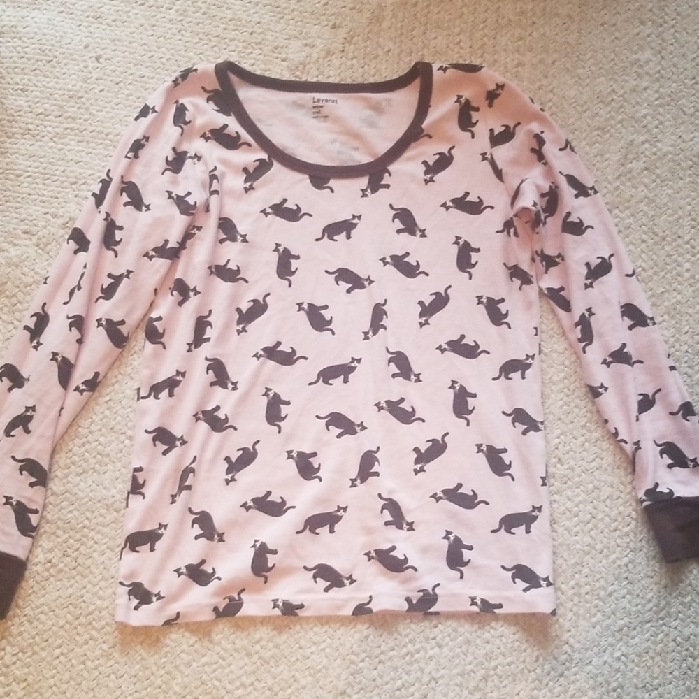 Leveret cat pajamas